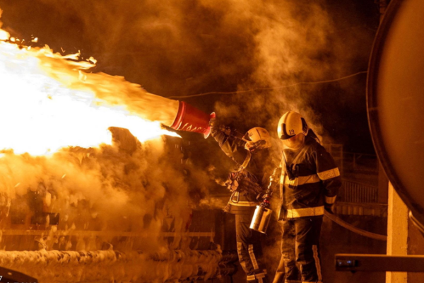 Russia-Ukraine Talks Progress in Abu Dhabi, Next Round Set for Feb 1 🌍✌️