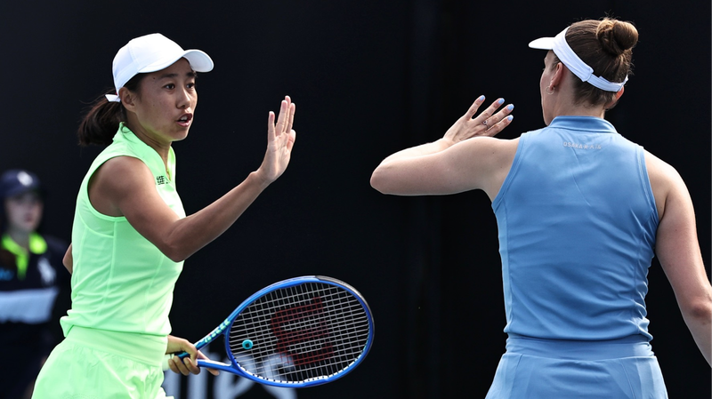 AD6TXOGD5MDFU6KMV6XB - 🌍NewspaperAmigo – Your Global News Buddy 🗞️ Zhang & Mertens Dominate at Australian Open Doubles 🎾