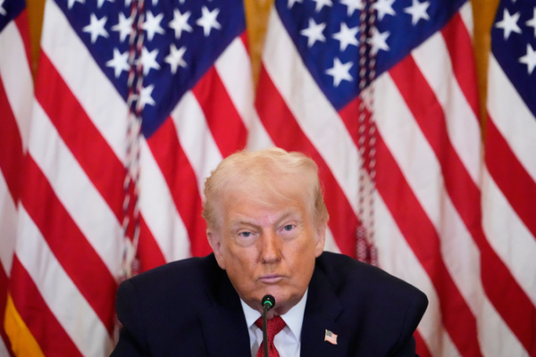 Trump Threatens EU Tariffs in Bold Bid for Greenland 🌍💥