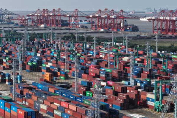 China Smashes Trade Records in 2025 🚀📈