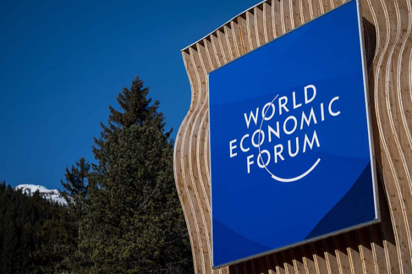 Davos 2026: Global Leaders Tackle Economic Risks & Innovation 🌍💼
