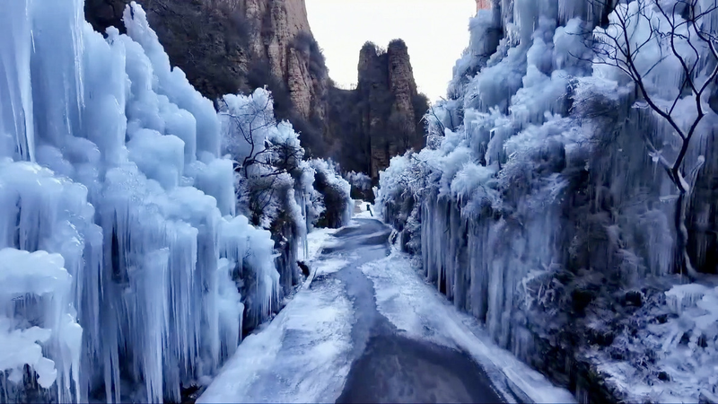 Frozen Wonders: Taihang Mountains' Icefalls Dazzle Visitors in 2026 ❄️🏔️ video poster