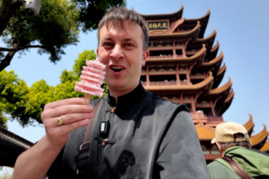 China-UK Travel Boom Hits New Heights in 2026 ✈️🌏 video poster