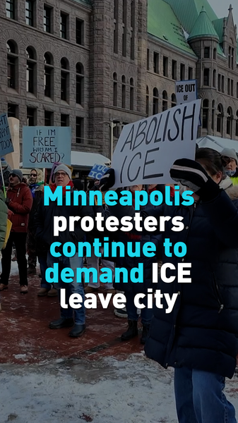 GQCEJE98M0LCF8FZBQBB - 🌍NewspaperAmigo – Your Global News Buddy 🗞️ Minneapolis Protests Escalate as ICE Controversy Heats Up ❄️✊ video poster
