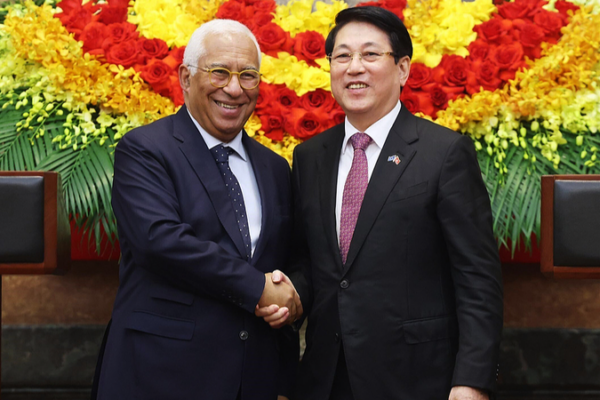 Vietnam & EU Forge New Strategic Partnership 🌏✨