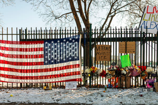 Trump's Immigration Crackdown Faces Backlash in Minneapolis 🌎💥