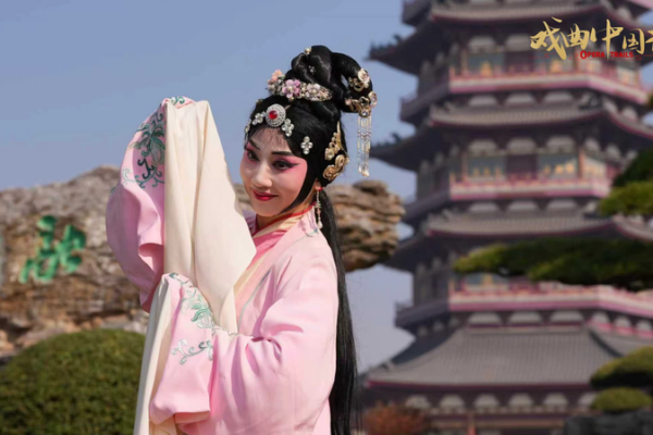 Wu Opera: 500-Year-Old Artform Thrives in Modern China 🌸🎭