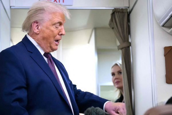 U.S. Naval Moves Near Iran Spark Tensions 🌊⚡