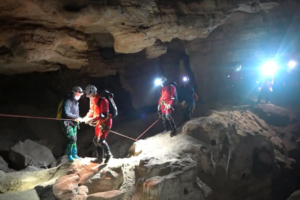 Chinese Astronauts Brave Caves to Prep for Space Extremes 🌌⛰️