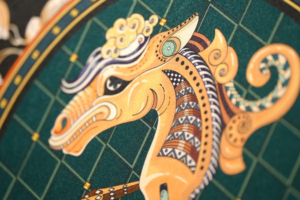 Fan Yanyan’s Silk Art Bridges Ancient & Modern Worlds 🎨🐎 video poster