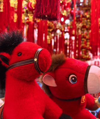 Beijing’s New Year Fair Blends Tradition & Global Flavors 🎉 video poster