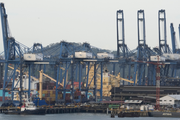 China Pledges Support for Firm After Panama Port Deal Voided 🌊⚖️