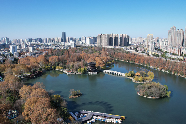 Hefei's Xiaoyaojin Park Blends History & Festivity for 2026 Spring Festival Gala 🌸🏮 video poster