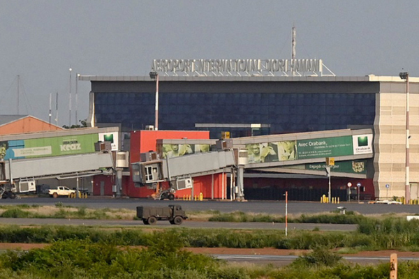 Gunfire & Explosions Rock Niger Capital's Airport Area 🚨 video poster