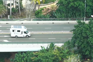 Mobile Island Living: Exploring Hainan by RV 🌴🚐 video poster