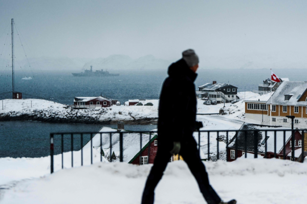 EU Rallies Against Trump's Greenland Tariff Threats 🌍💼