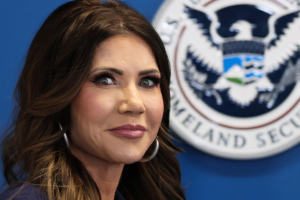 Trump Ends Protected Status for Somalis: 1,100 Face March Deadline 🇺🇸✈️