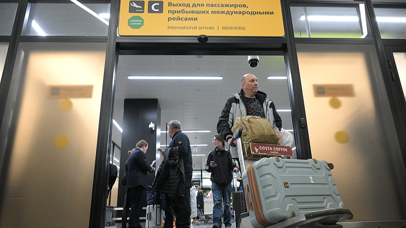 Russia Evacuates Citizens from Cuba Amid Fuel Shortage Crisis 🛫