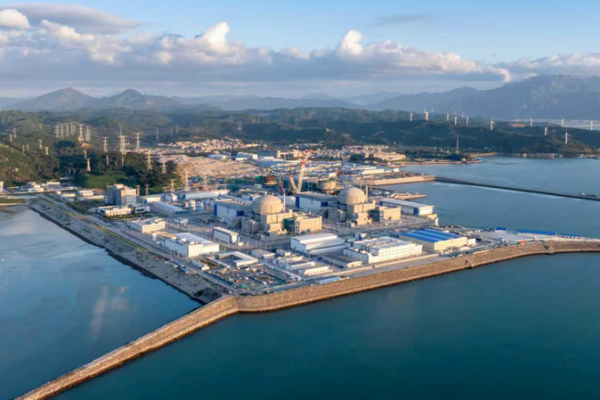 China's Hualong One Reactors Power Up Nationwide Expansion 🌱⚡