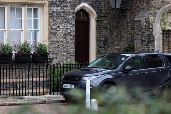 Epstein Scandal Rocks UK and Norway: Top Officials Resign 🌍⚖️