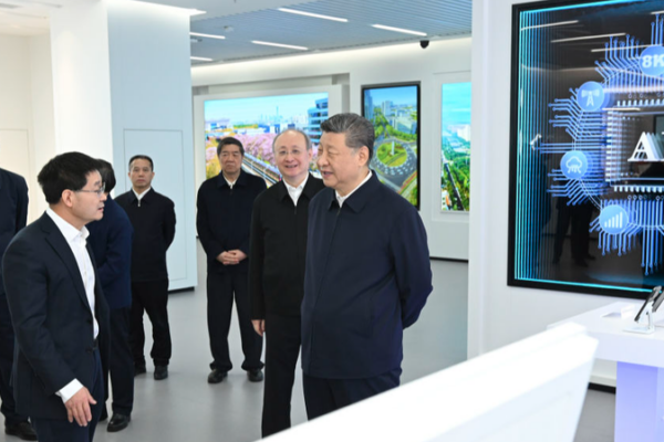 Xi Jinping Tours Beijing Tech Hub, Backs Innovation Push 🚀