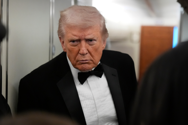 Trump: India Shifts to Venezuelan Oil Amid Global Energy Shakeup 🌍⛽