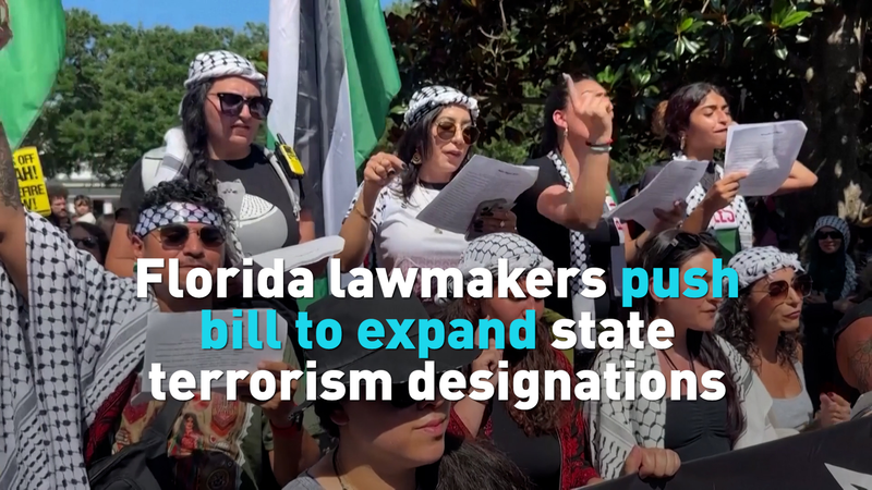 99OXJX5DL8O4PH1B0G36 - 🌍NewspaperAmigo – Your Global News Buddy 🗞️ Florida's New Anti-Terror Bill Sparks Free Speech Debate 🗣️⚖️ video poster