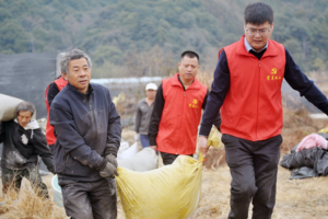 Xi Jinping Stresses Party Responsibility in New Article 📖