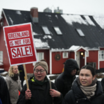 Trump's Greenland Bid Splits GOP, Poll Reveals 🗳️❄️