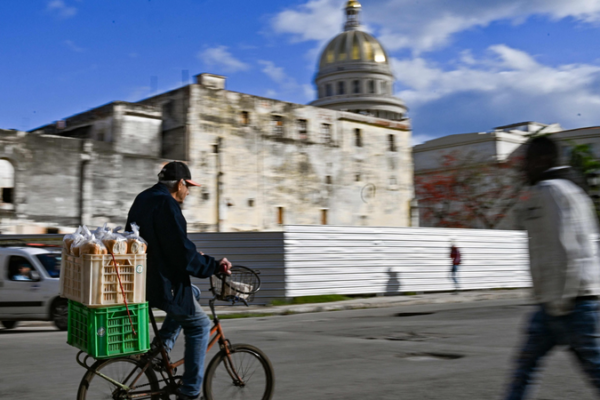 Cuba's Fuel Crisis Sparks Emergency Measures Amid UN Warnings ⚠️⛽