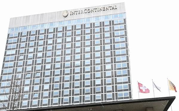 Live: Russia, U.S., Ukraine Hold Crucial Talks in Geneva 🌍✌️ video poster