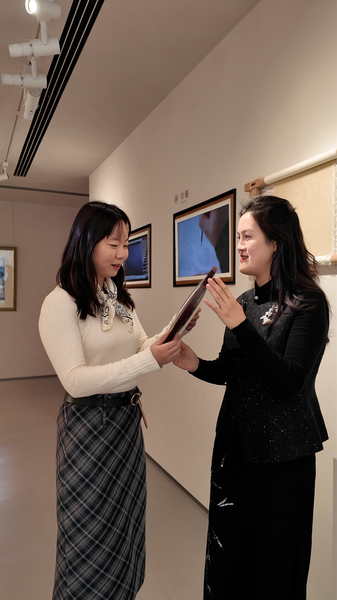 Lucy’s Journey Unveils Su Embroidery’s Timeless Magic 🧵✨ video poster