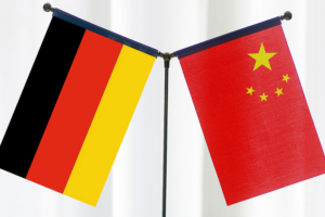 China & Germany Boost Ties Amid Global Risks, Premier Li Says 🌐🤝
