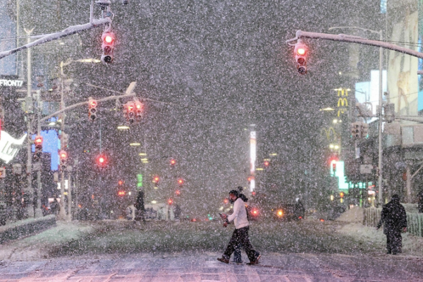 NYC Winter Storm 2026: Times Square Braces for Chaos ❄️🌪️ video poster