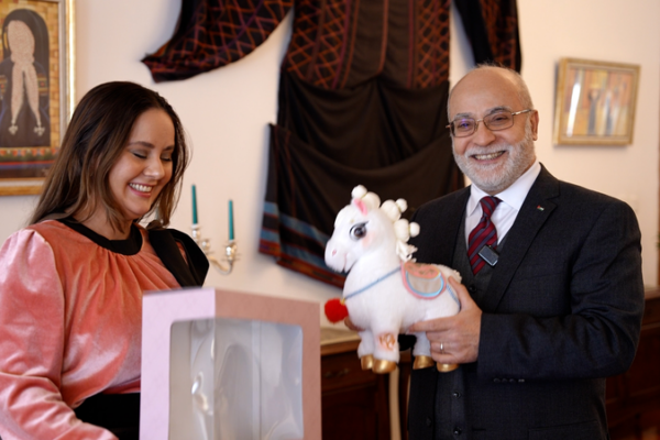 🎉 CGTN Bridges Cultures with Spring Festival Mascot Gift to Jordan video poster