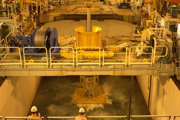 Japan's Deep-Sea Rare-Earth Quest Faces Tech, Cost, and Environmental Hurdles 🌊💡