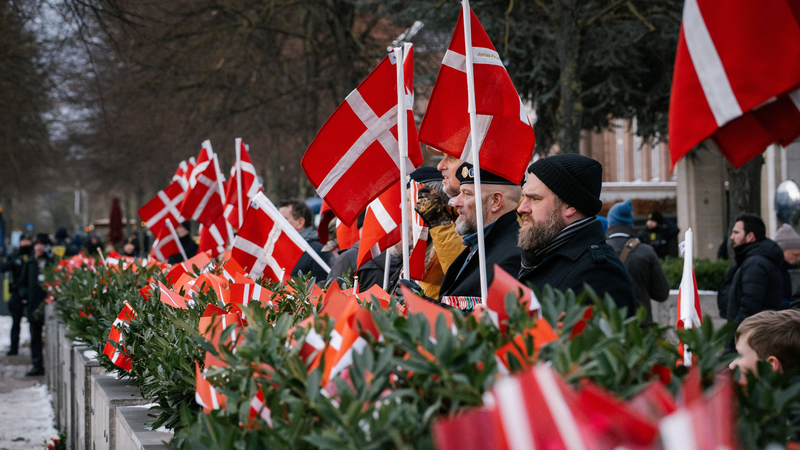 Silent March in Copenhagen Honors Fallen Soldiers Amid US-Denmark Tensions 🌍✊