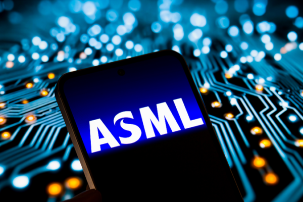 ASML’s Next-Gen EUV Tools Set to Supercharge AI Chip Production 🚀