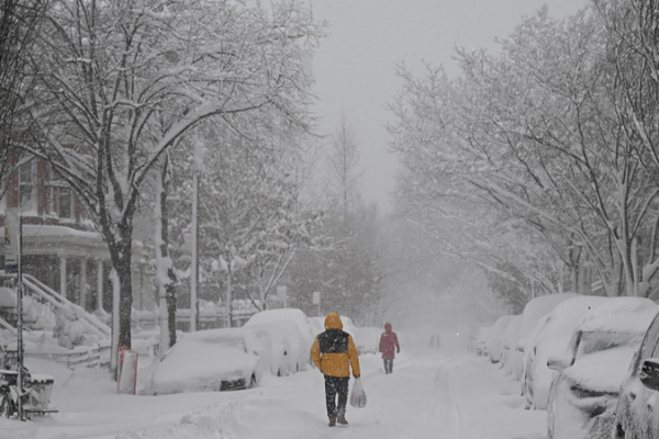 Northeast_U_S__Crippled_by_Historic_Blizzard__Travel_Chaos__Power_Outages video poster