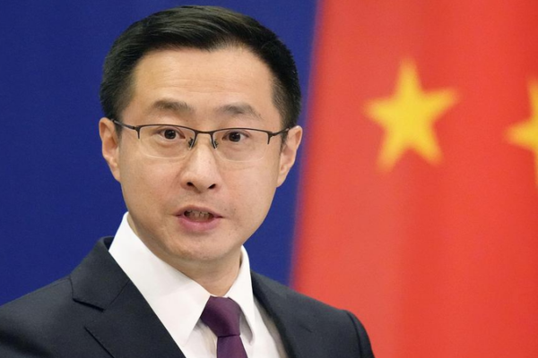 China Urges Japan to Reflect on WWII History Amid Constitutional Debate 🌏✊