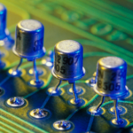 Chinese Team Unveils Game-Changing 1nm Transistors 🚀