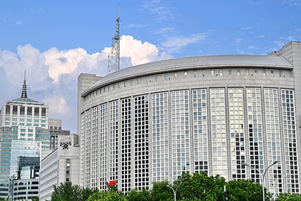 China's Shen Yiqin Set for Spain Visit, Milan Winter Olympics Opening 🌍❄️