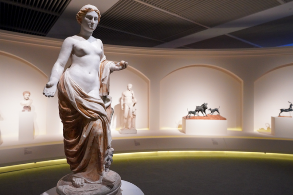 Pompeii & Palladio Exhibitions Light Up Beijing 🏛️✨ video poster