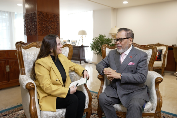 Two Sessions 2026: Indonesia Eyes Stronger Ties with China 🌏✨ video poster