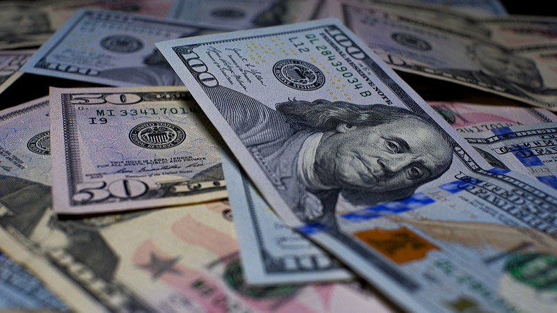 Supreme Court Axes Trump Tariffs, New Trade Turmoil Erupts 🌍💼