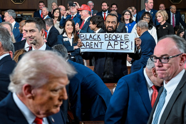 U.S. Lawmaker Ejected During Trump Speech Over Protest Sign 🚨