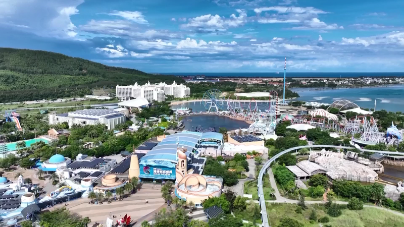 Hainan Lights Up 2026 Spring Festival with Global Flair 🐎✨ video poster