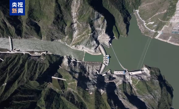World's Largest Hybrid Energy Project Hits Major Milestone in Sichuan 🌍⚡