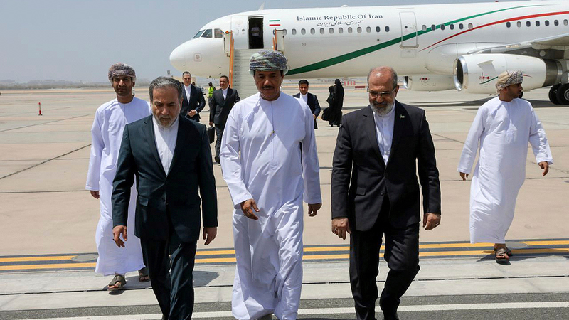 U.S.-Iran Nuclear Talks in Oman: Tensions & Stakes Explained 🔥🌍