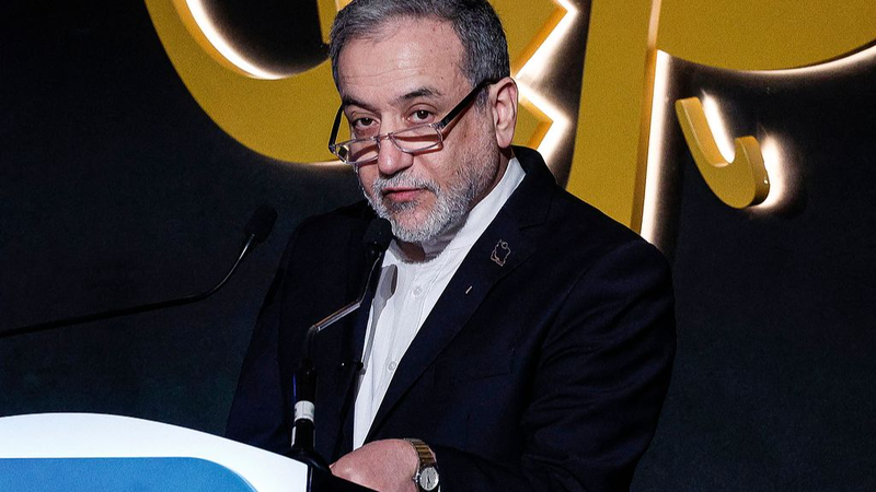 W7ZJ94YLBKG4O7FF0KG6 - 🌍NewspaperAmigo – Your Global News Buddy 🗞️ Trump Backs Israel on Iran Missile Threat as Geneva Talks Loom 🌍⚡